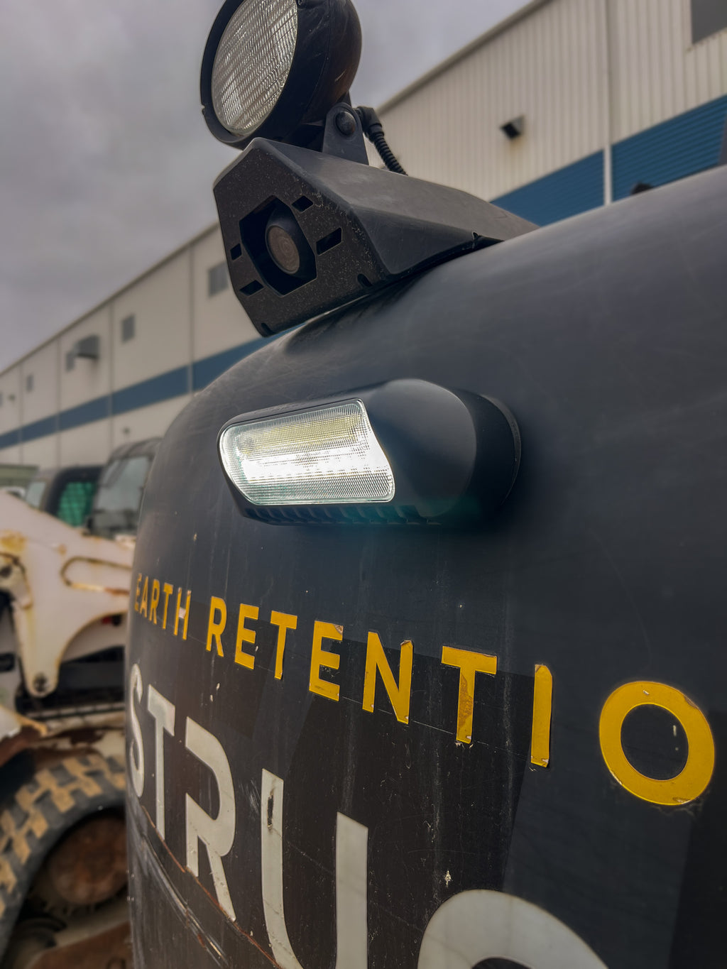 Black Wireless Work Light with Warning System and Motion Sensor