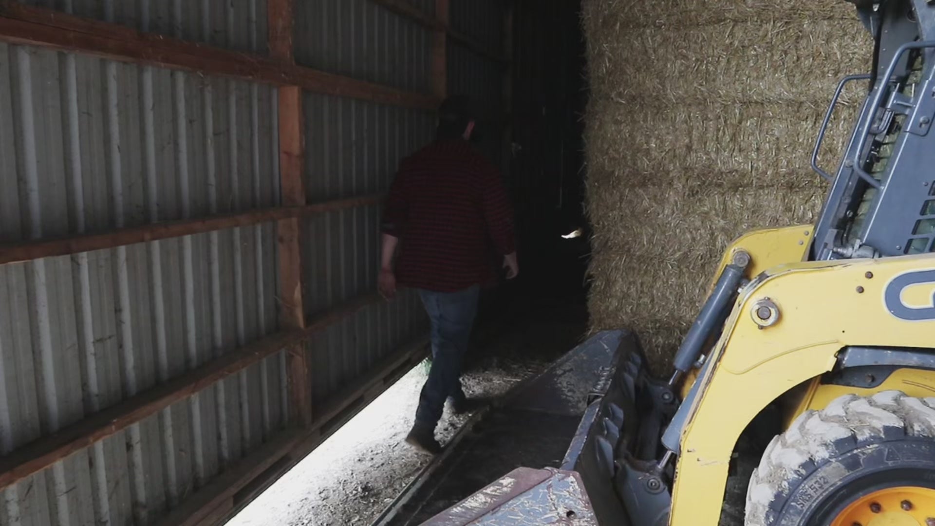 Black Wireless Work Light with Warning System and Motion Sensor